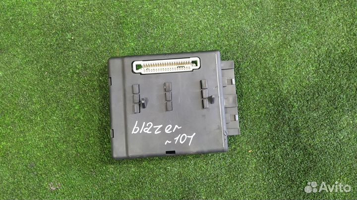 Блок комфорта Chevrolet Trailblazer LL8 4.2 L dohc