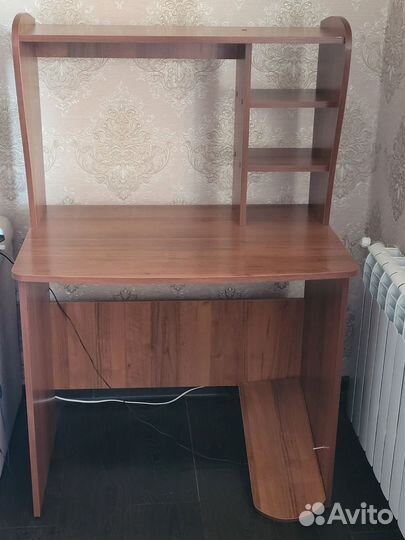 Письменный стол для школьника бу