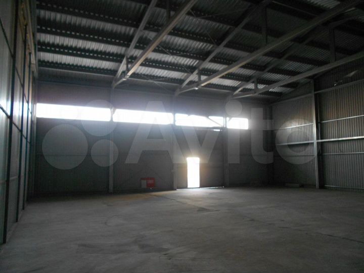 Складское помещение, 310 м²