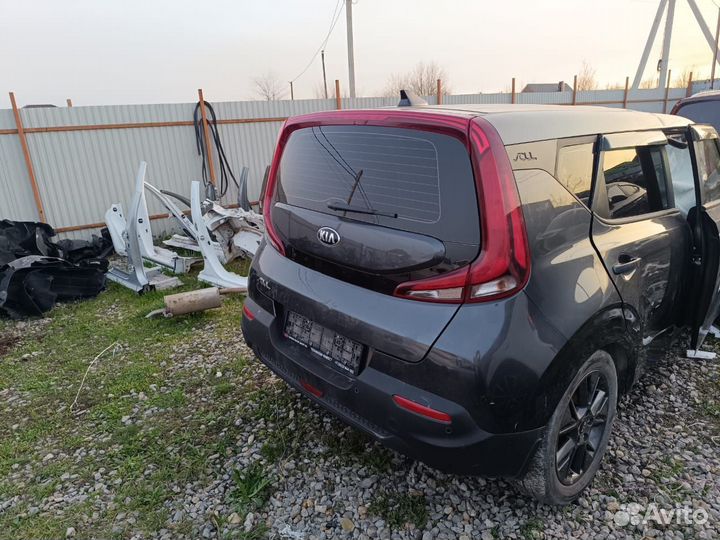 В полный разбор Kia Soul SK 3 Соул 3 19-н.в