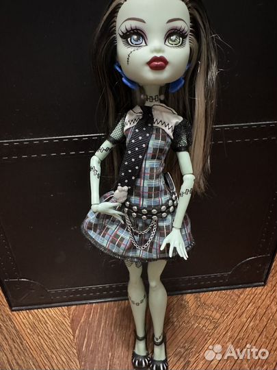 Кукла монстр хай