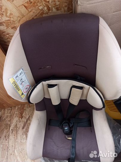 Автокресло детское до 18 кг zlatek