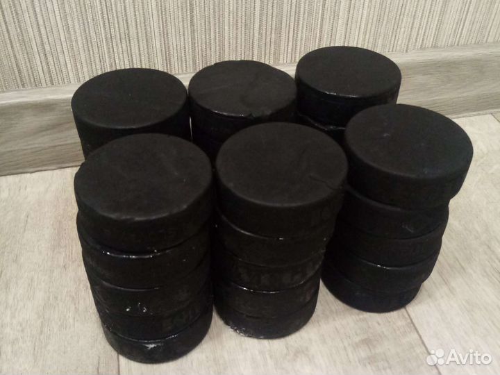 Шайбы хоккейные бу