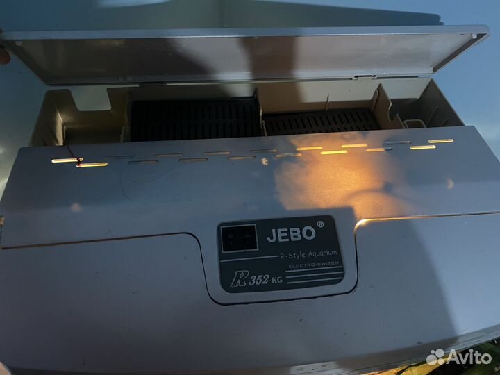 Аквариум с рыбками