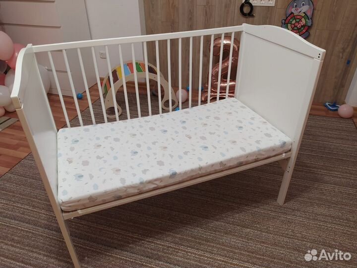 Детская кроватка с матрасом IKEA Smgöra + бортики