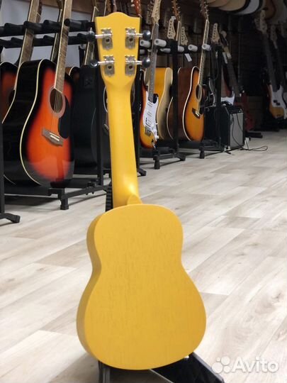 Укулеле сопрано желтая UK-21