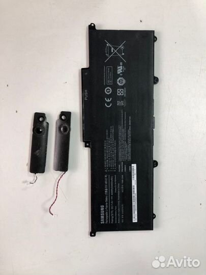 Ноутбук Samsung NP900X3C в разборе