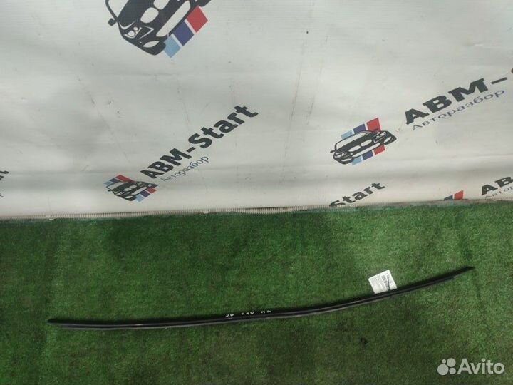 Молдинг стекла передний правый Bmw 523 F10