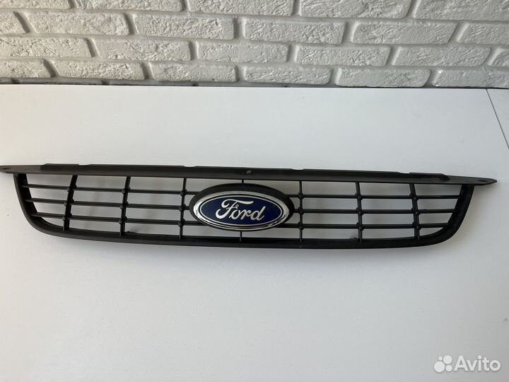 Решетка радиатора ford focus 2
