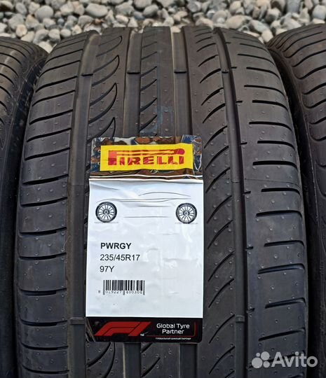 Pirelli Powergy 235/45 R17