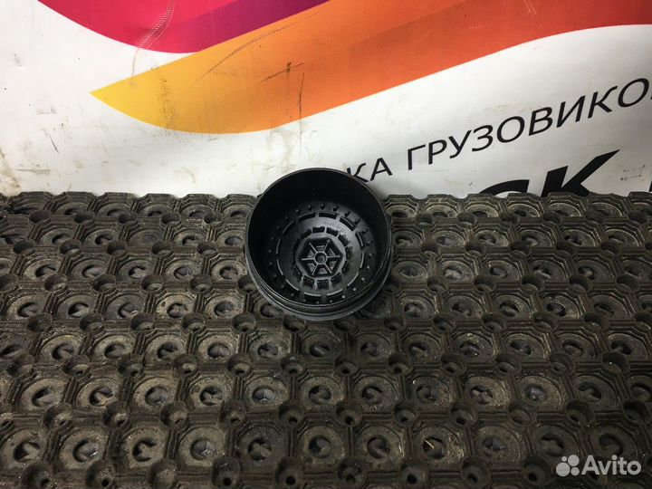 51125040008 Крышка топливного фильтра