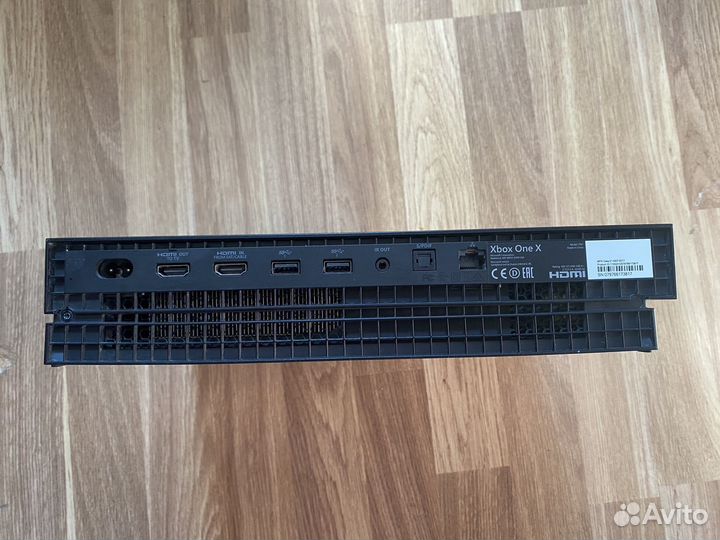 Xbox one X 1TB
