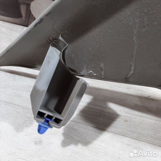 Накладка на стойку кузова задняя Renault Logan