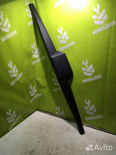 Обшивка двери багажника Тойота Королла Е120