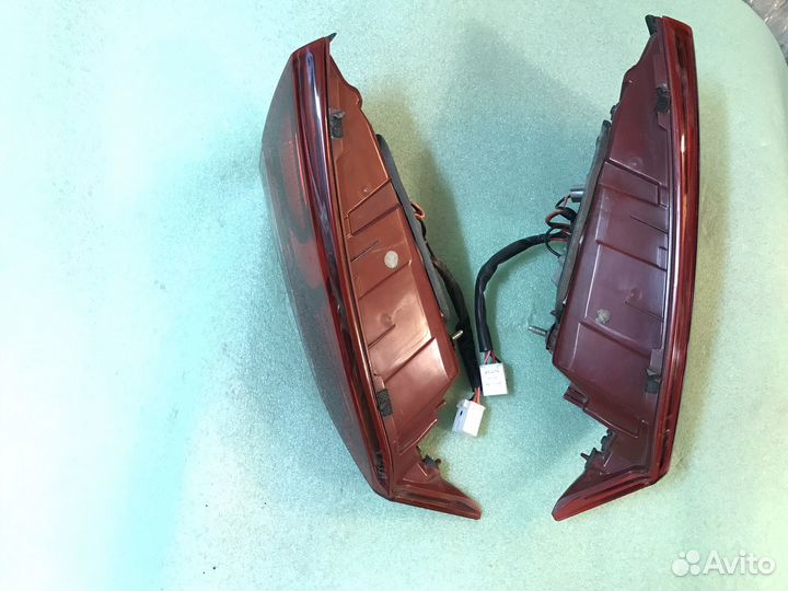 Фонари в крышку багажника Hyundai Solaris 2