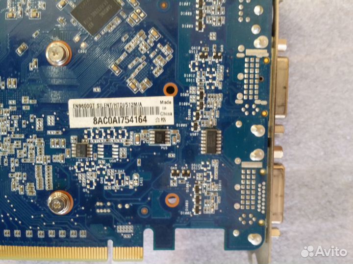 Материнская плата с процессором и памятью