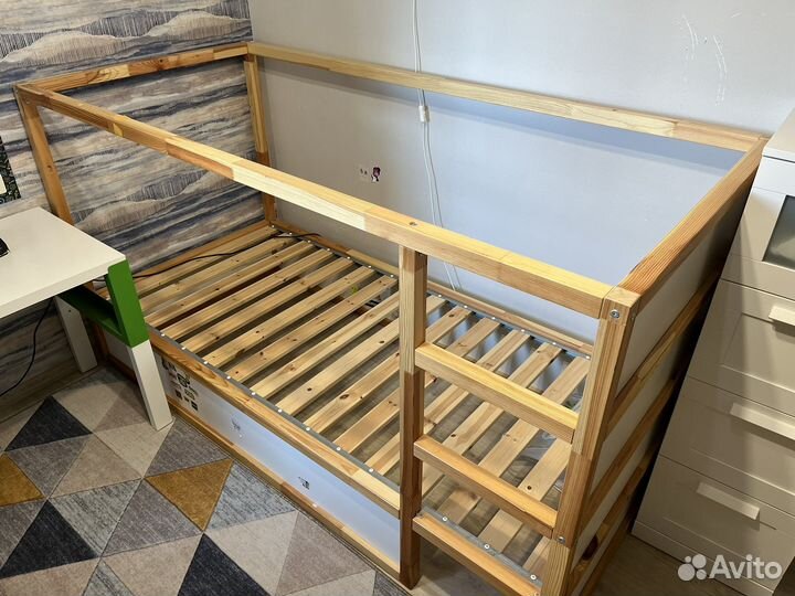 Двусторонняя кровать IKEA Кюра