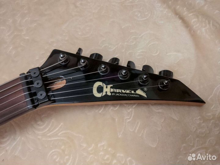 Электрогитара Charvel Dinky Japan