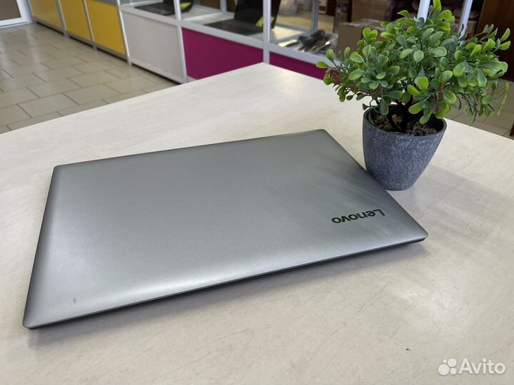 Отличный ноутбук Lenovo/Core i5/12GB/SSD/FHD