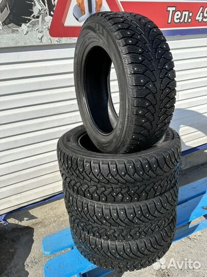 Nokian Tyres Nordman 4 215/60 R16