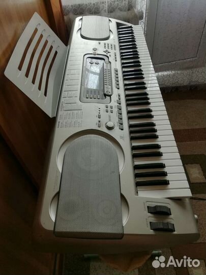 Синтезатор Casio WK-3700
