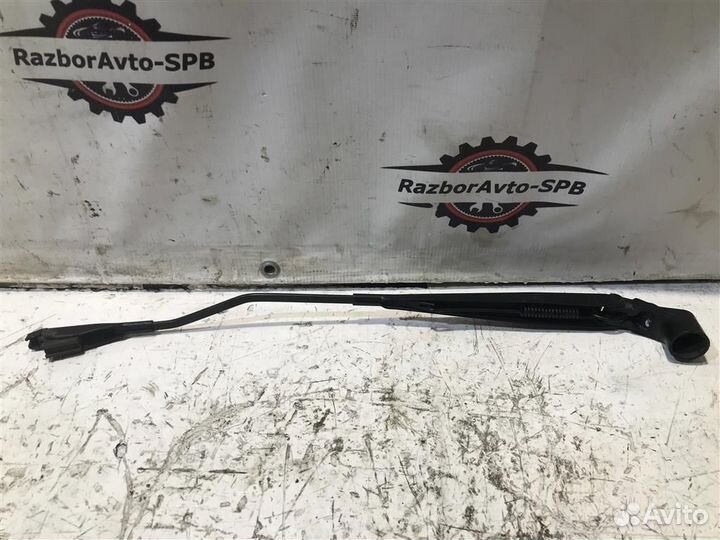 Поводок стеклоочистителя передний правый Chevrole