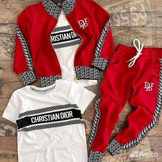 Спортивный костюм для мальчика 128