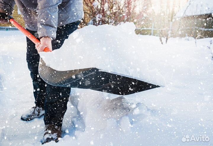 Чистка снега руками покос травы