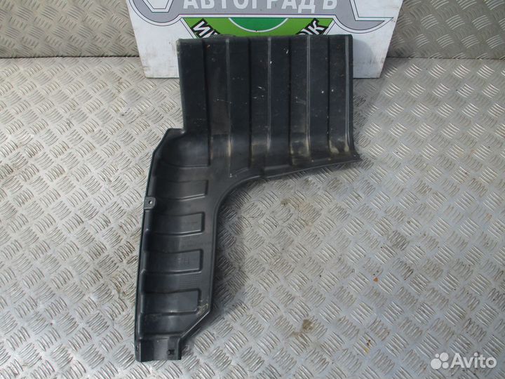 Пыльник двигателя правый Kia Rio 2012г