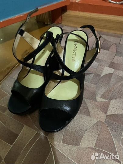 Босоножки натуральная кожа 39 размер