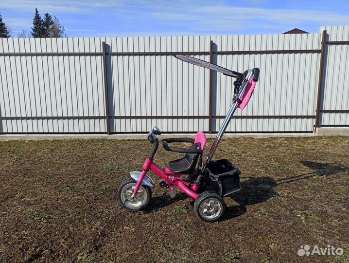 Трехколесный велосипед