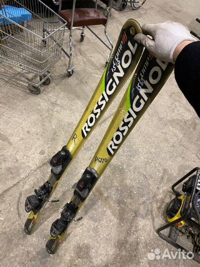 Лыжи горные 140 см Rossignol