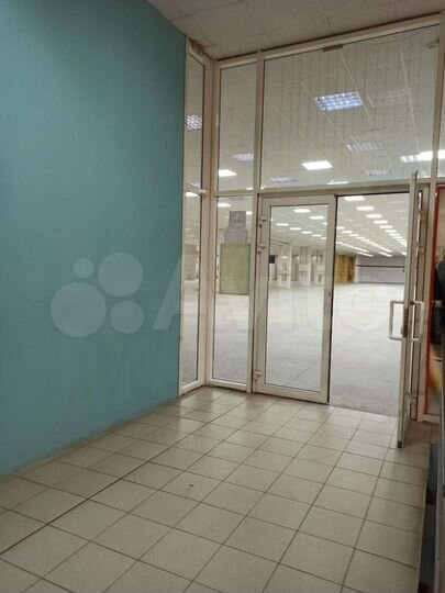 Торговая площадь, 2100 м²