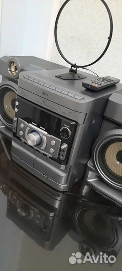 Музыкальный центр