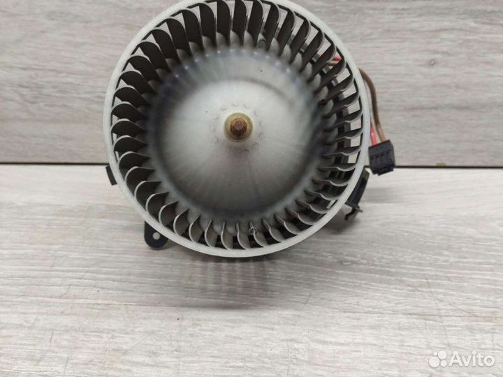 Моторчик печки Mercedes C W204