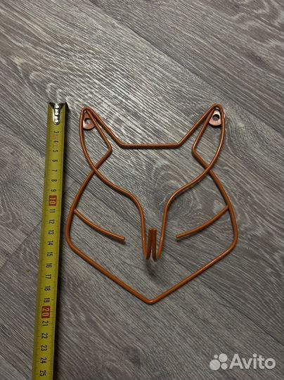 Вешалка металлическая лиса новая