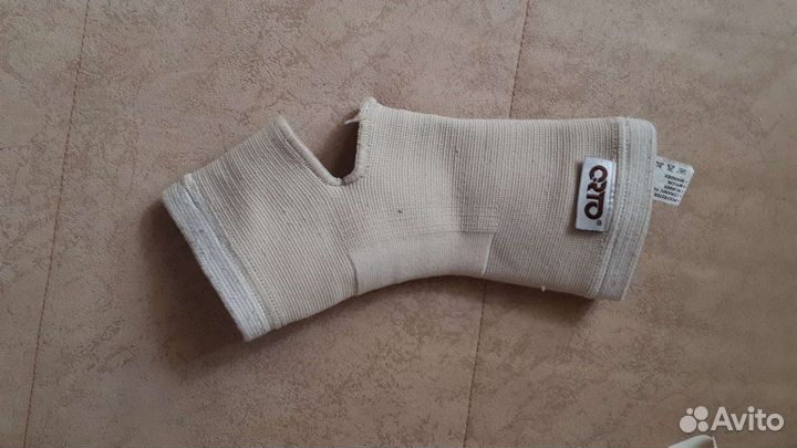 Бандаж на голеностопный сустав голеностоп