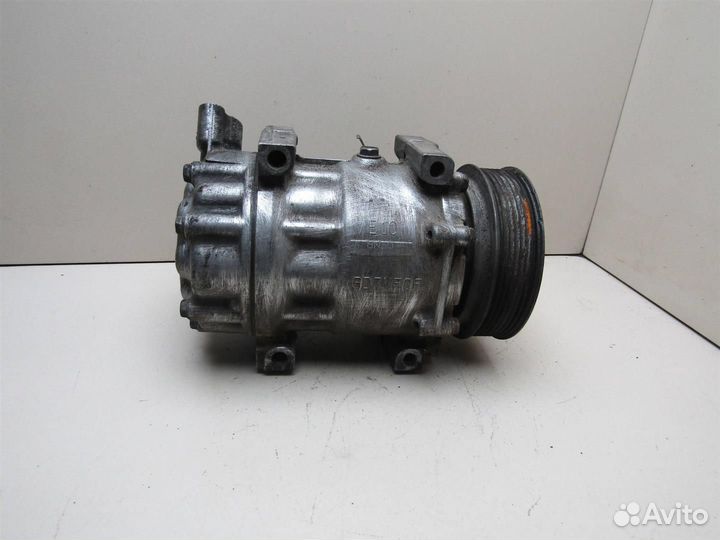 Компрессор системы кондиционирования Renault Dust