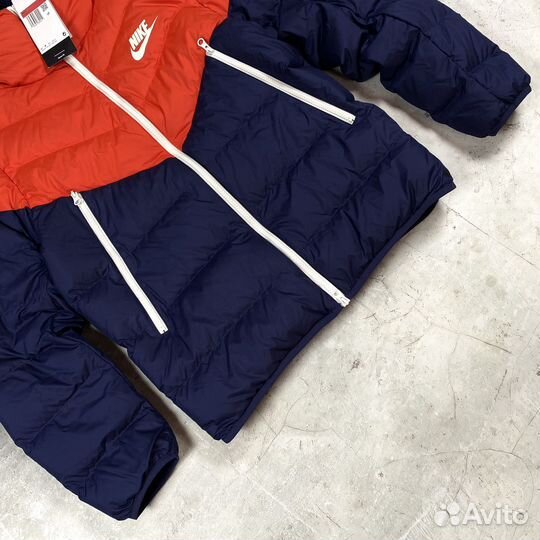 Пуховик Nike Windrunner