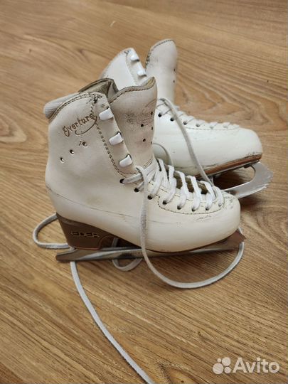 Фигурные коньки edea 195