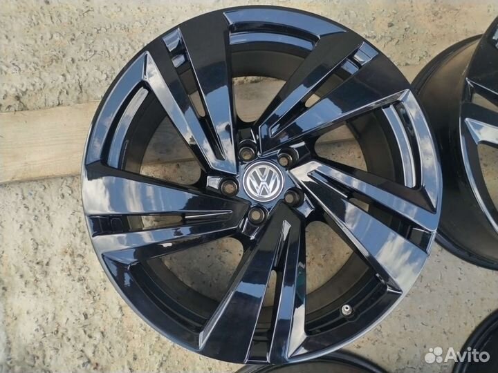 Диски R20 VW touareg original nevada