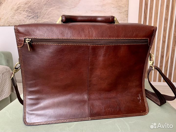 Мужской кожаный портфель
