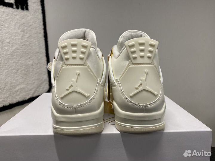 Air Jordan 4 White & Gold