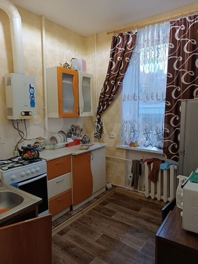 3-к. квартира, 61 м², 1/3 эт.