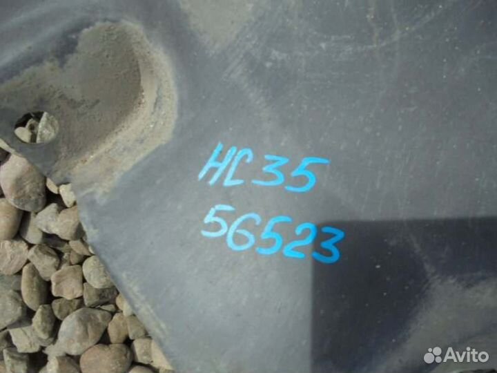 Защита горловины бензобака Nissan Laurel HC35