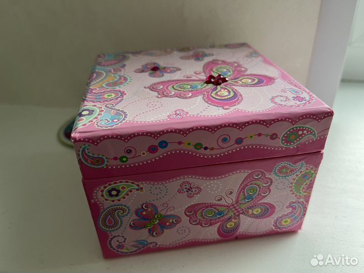 Музыкальная шкатулка с балериной