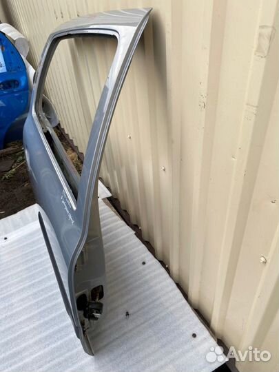 Дверь боковая задняя правая Renault Symbol