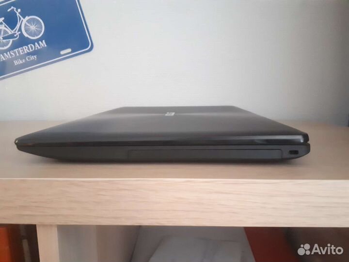 Ноутбук asus X553m