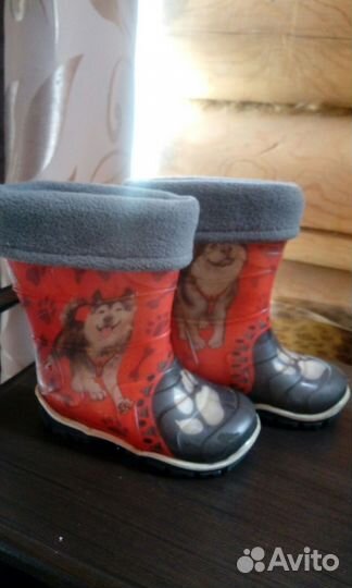 Резиновые сапоги р.23