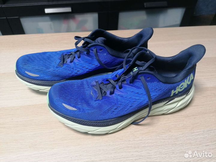 Hoka Clifton 8
